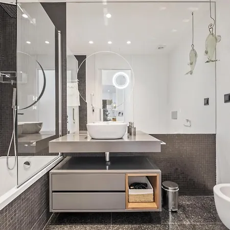 Bay View - By Wehost Funchal (Madeira)