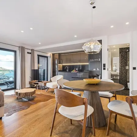 Apartment Bay View - By Wehost Funchal (Madeira)