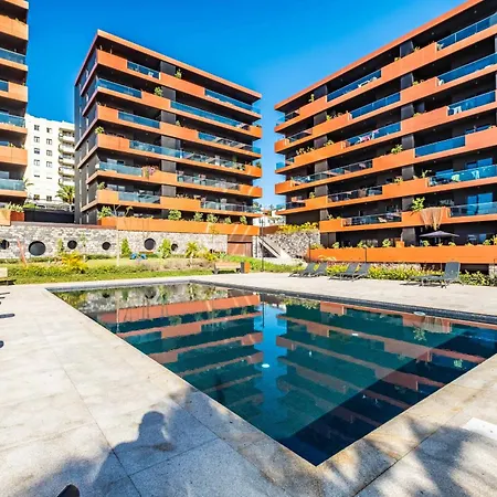 Bay View - By Wehost