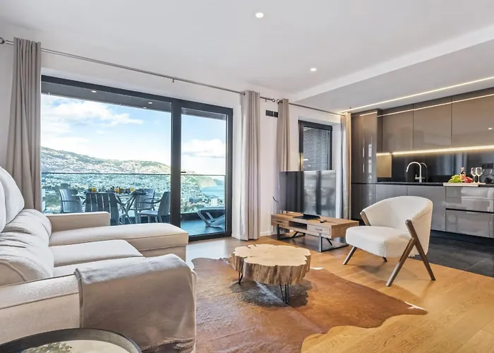 Bay View - By Wehost